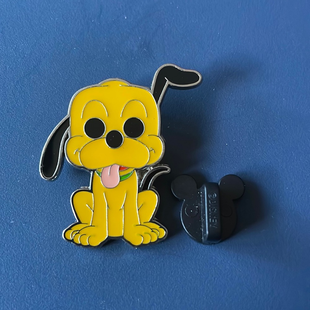 Disney Pluto Pin